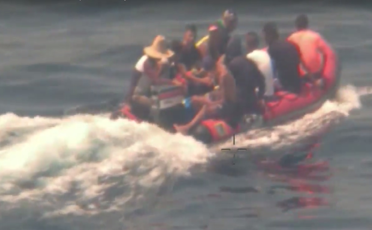 P-3C CUP+ deteta bote com migrantes no Sul de Espanha