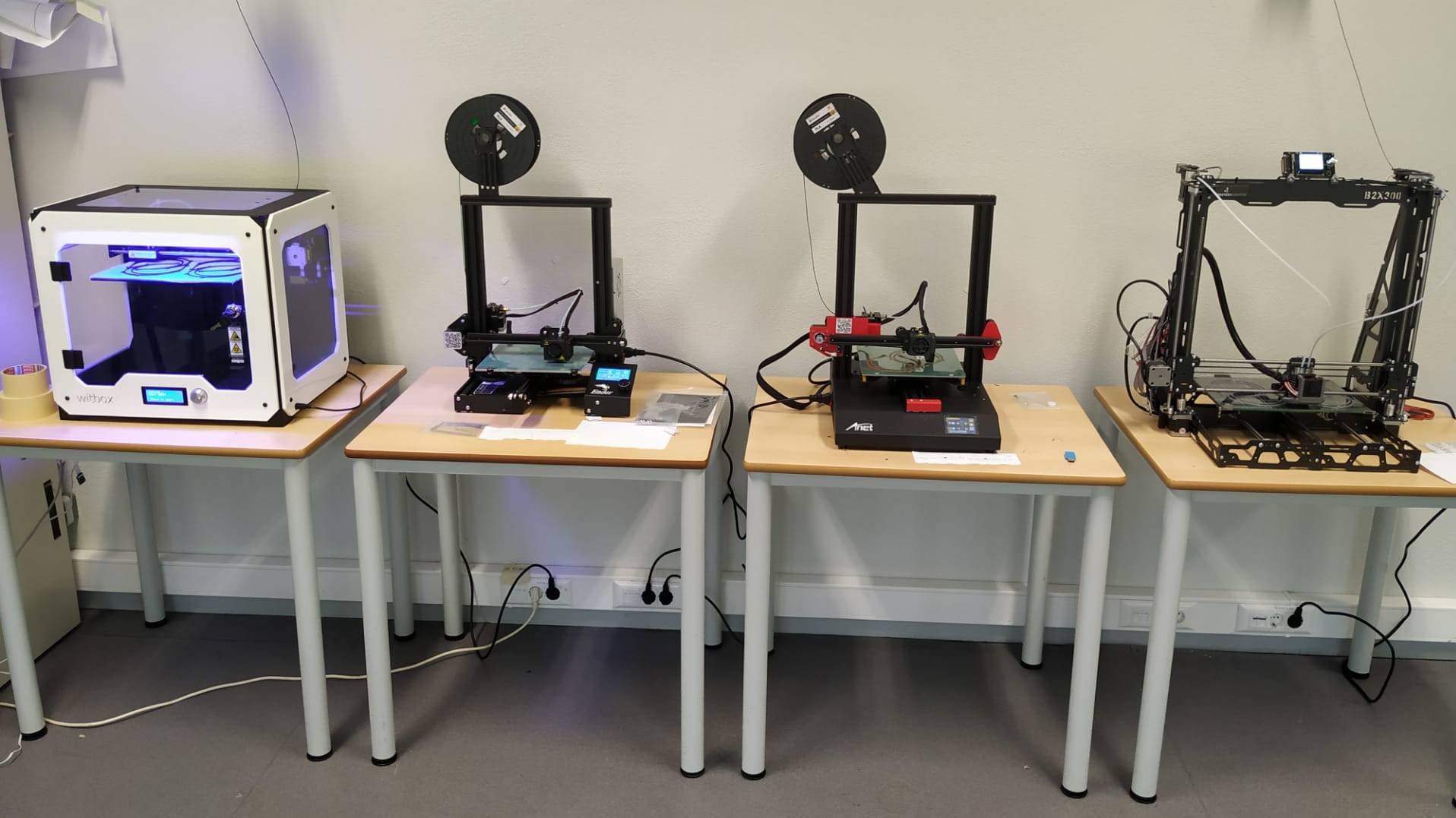 Academia da Fora Area produz 1000 viseiras em impressoras 3D