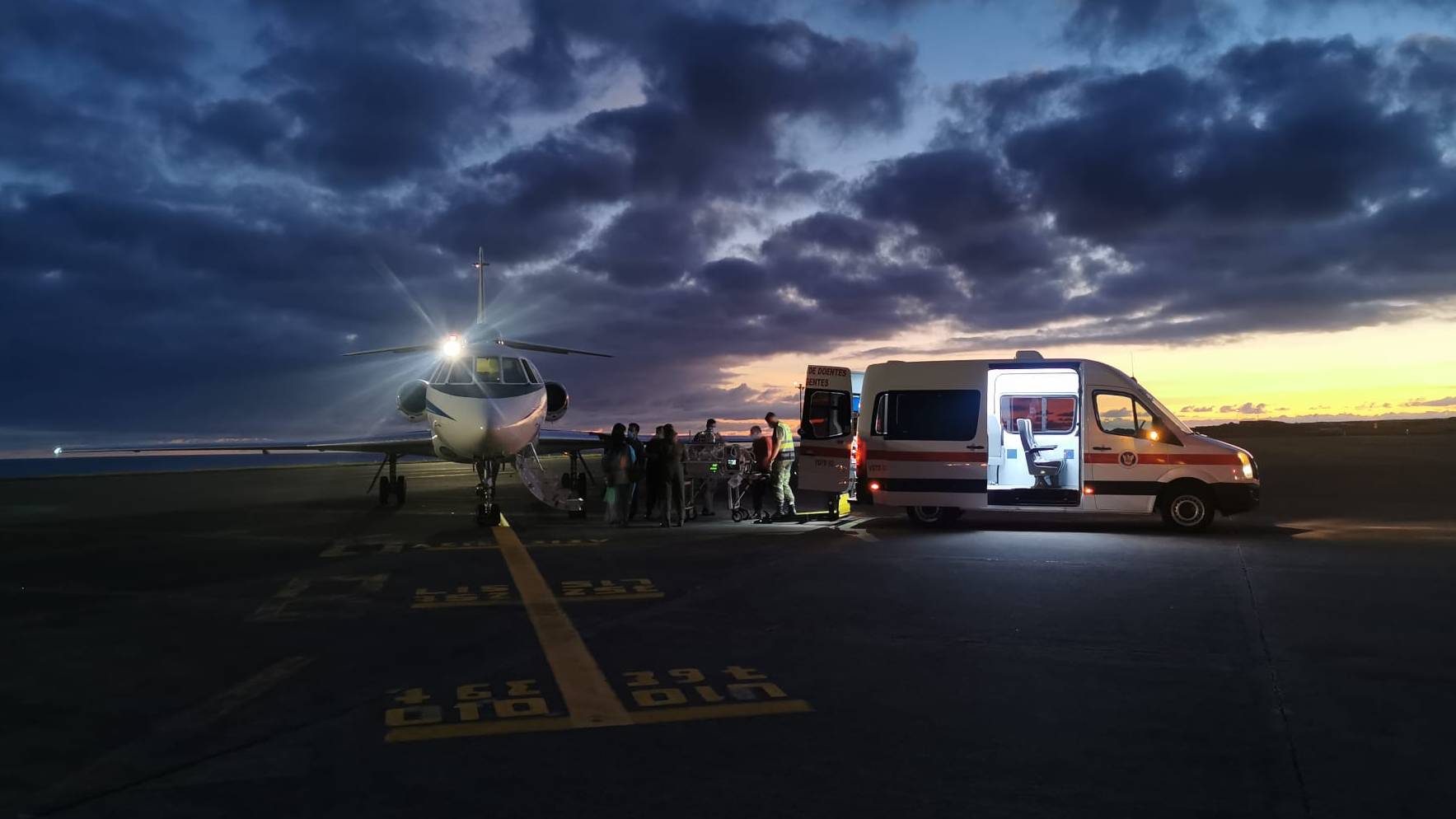 Força Aérea transporta recém-nascida dos Açores para o Continente