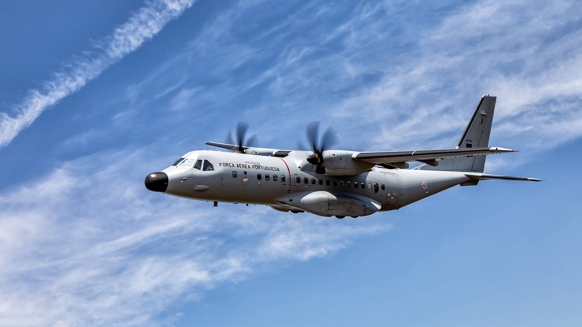 Força Aérea transporta 46 doentes nos Açores e Madeira em 14 dias