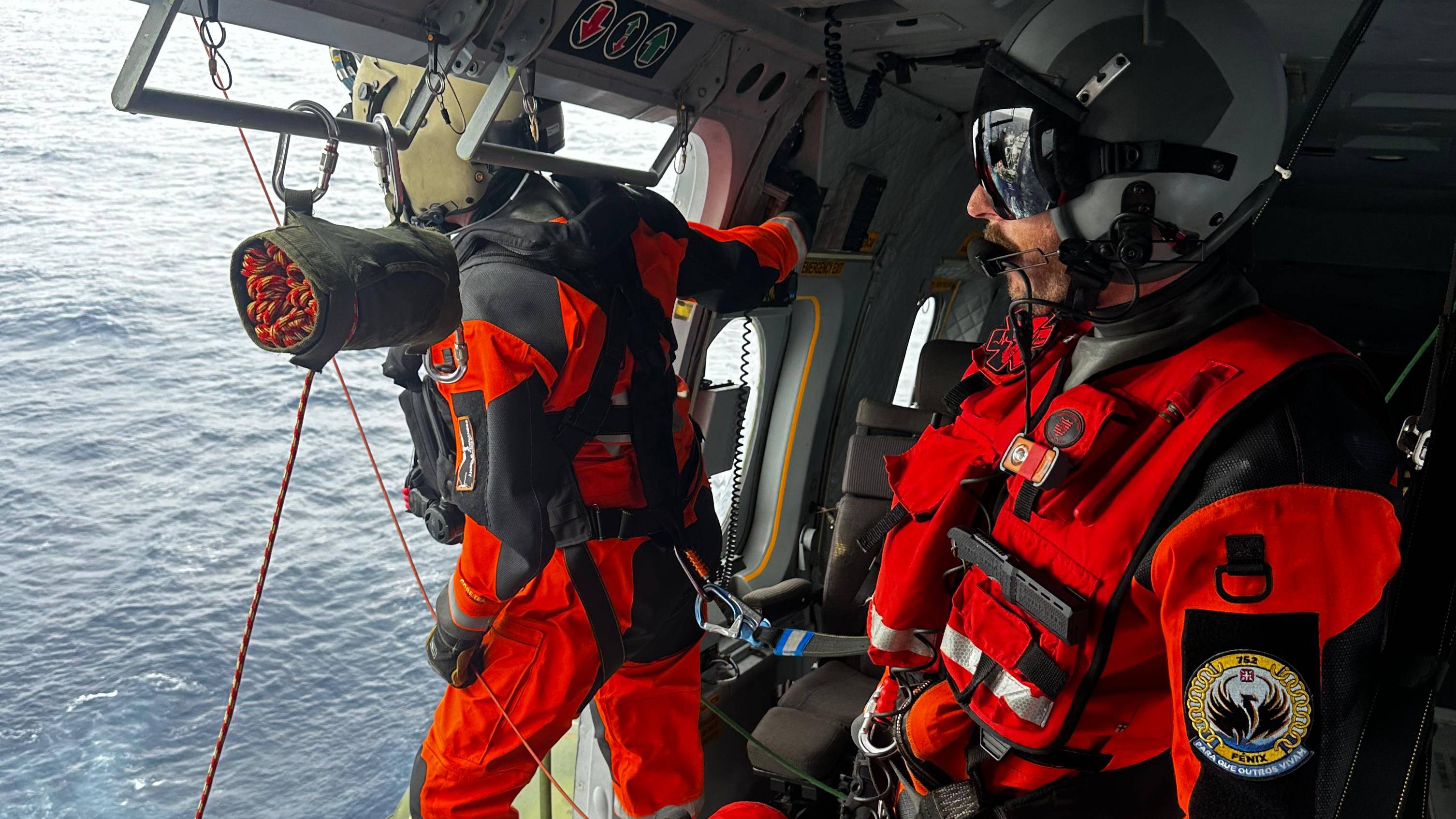 Doente a bordo de navio resgatado pelas 