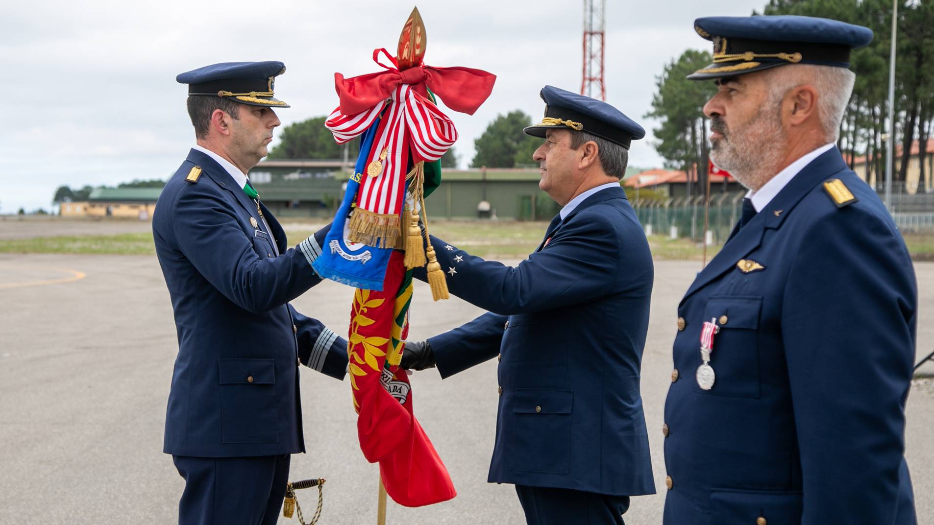 Base Area N. 5 recebe novo Comandante em dia de aniverrio