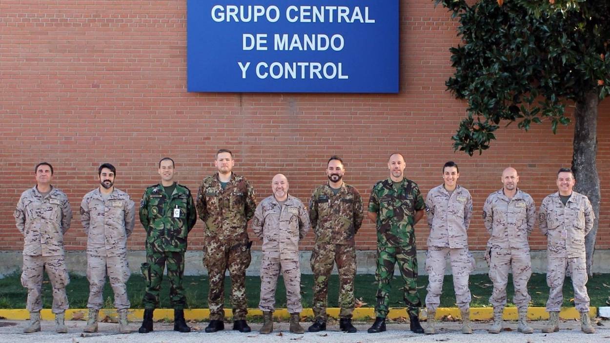 Militares da Fora Area em intercmbio