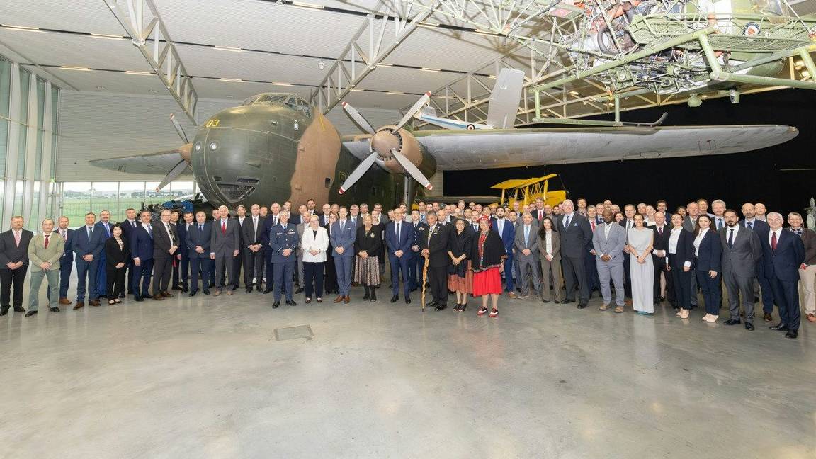 Autoridade Aeronutica Nacional distinguida pela NATO