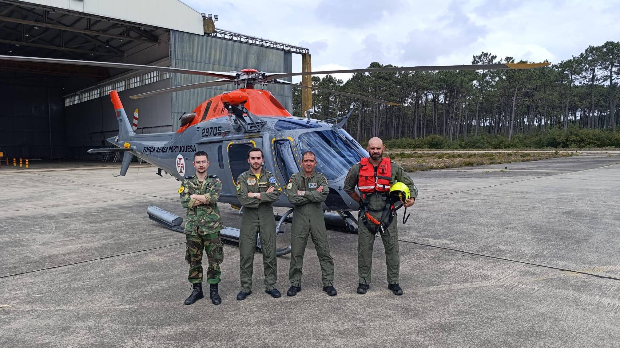 Força Aérea resgata em Sintra