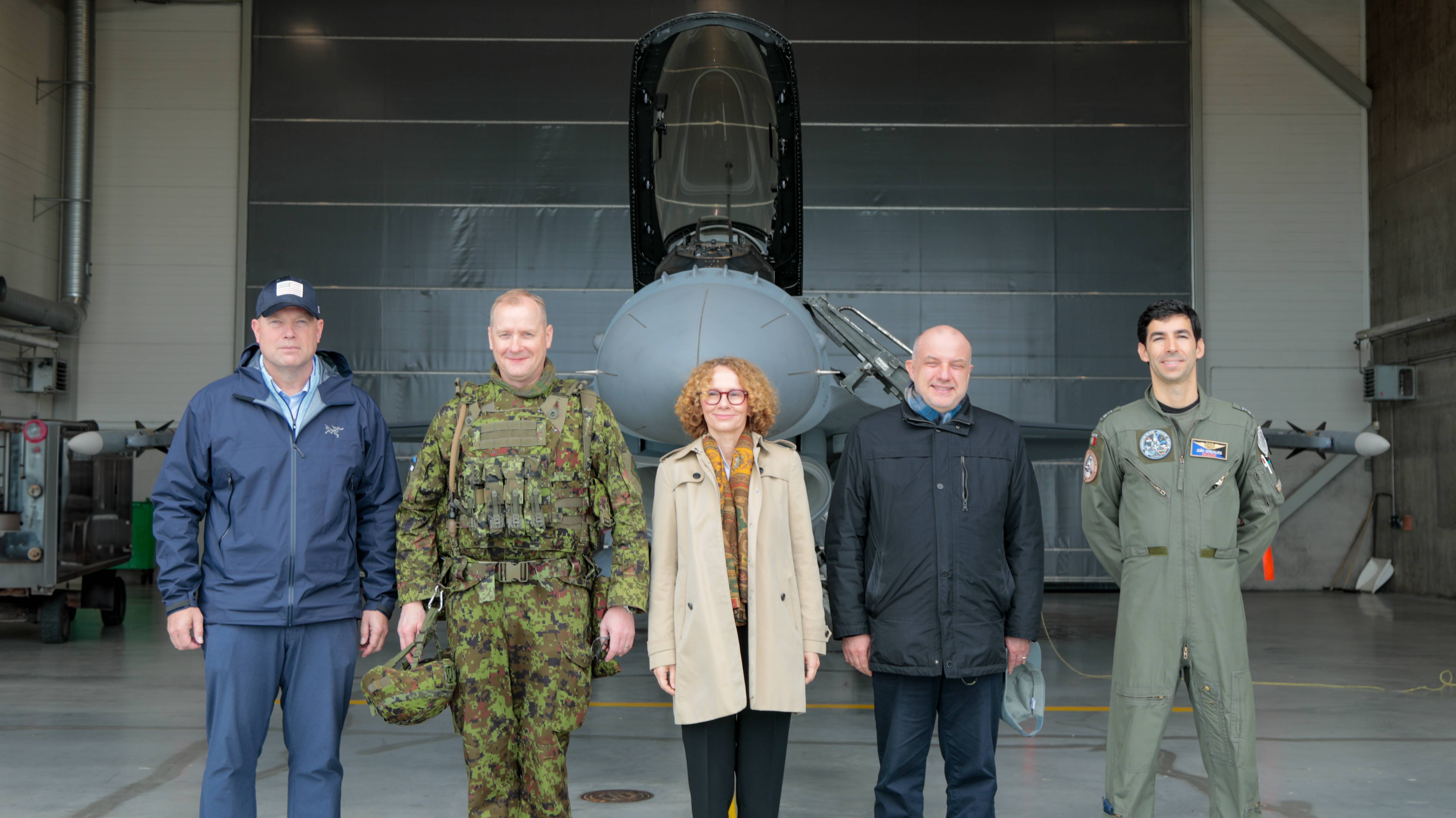 Destacamento da Fora Area recebe visita da Vice-Secretria-Geral da NATO