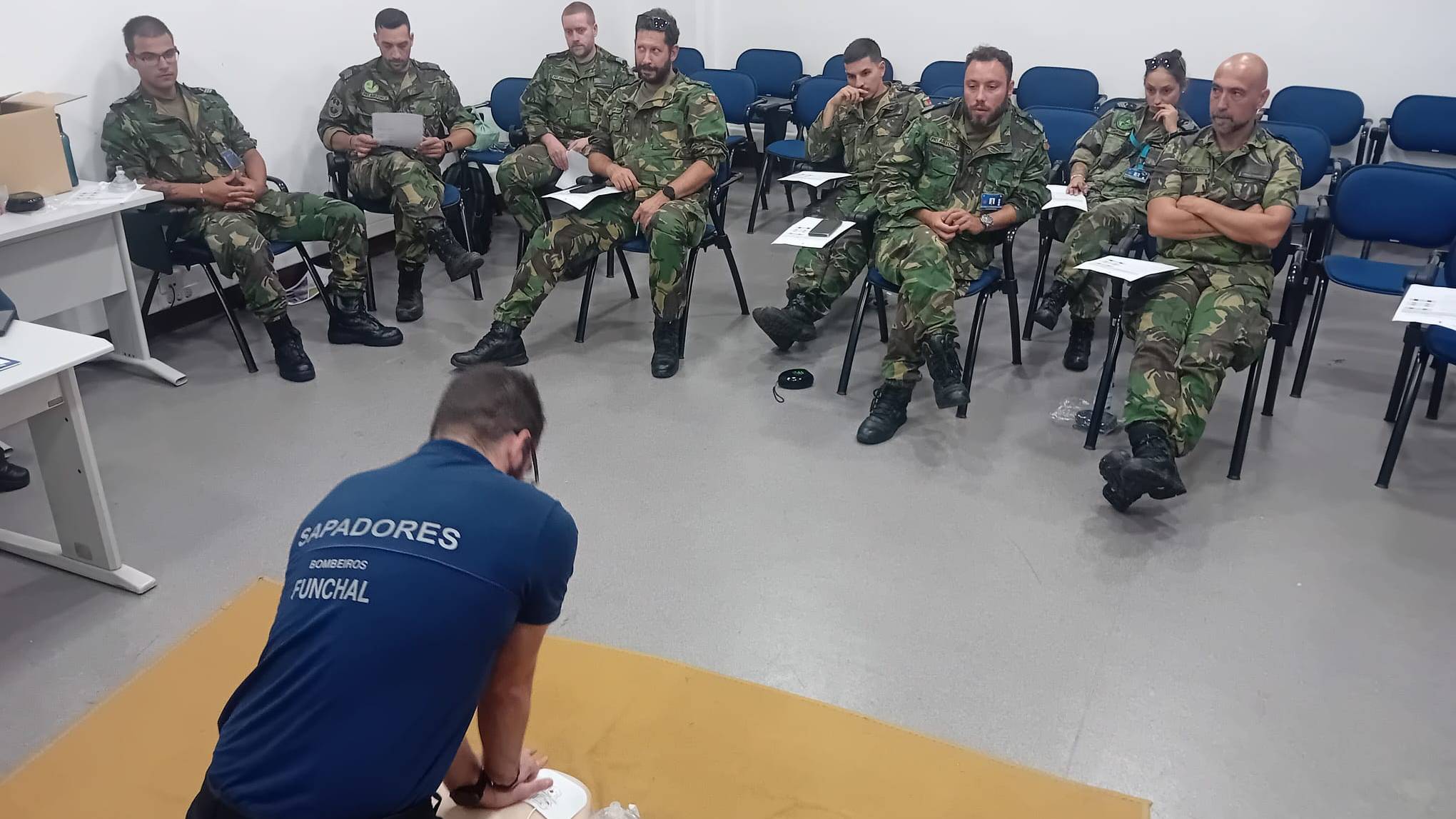 Militares da Estao de Radar N. 4 frequentam formao em Suporte Bsico de Vida