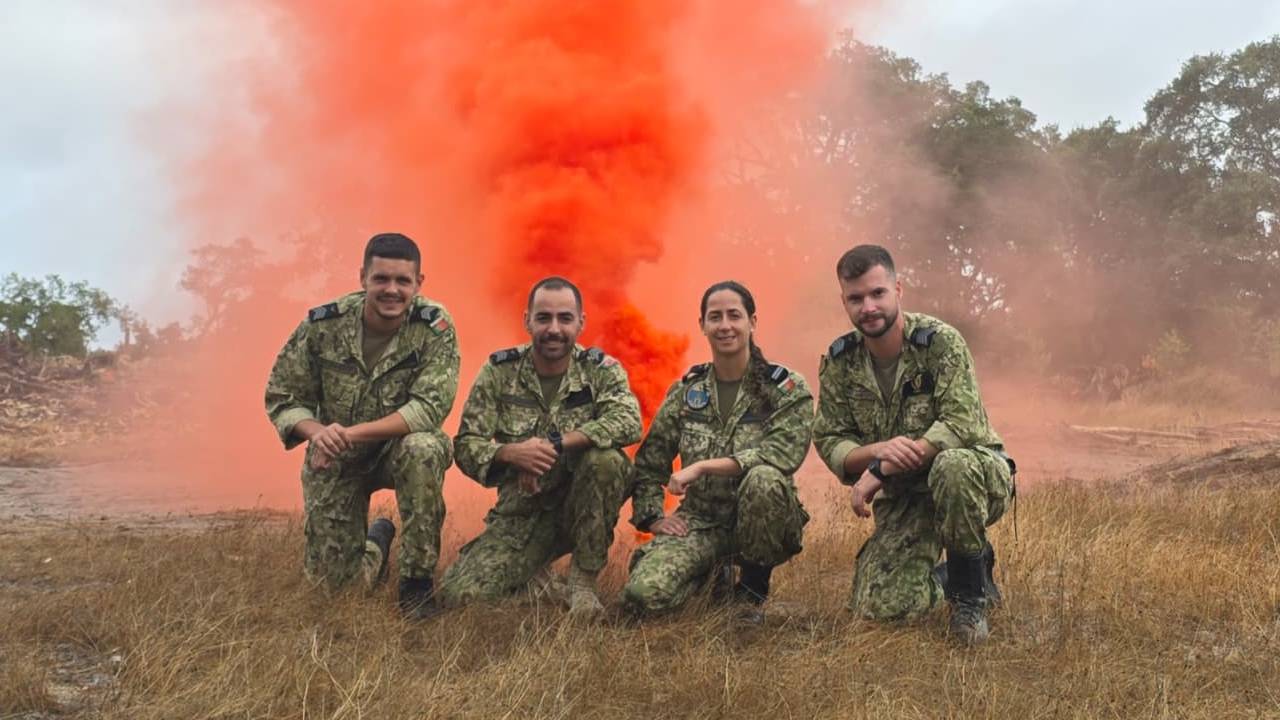 Curso de Inativao de Engenhos Explosivos 01/25