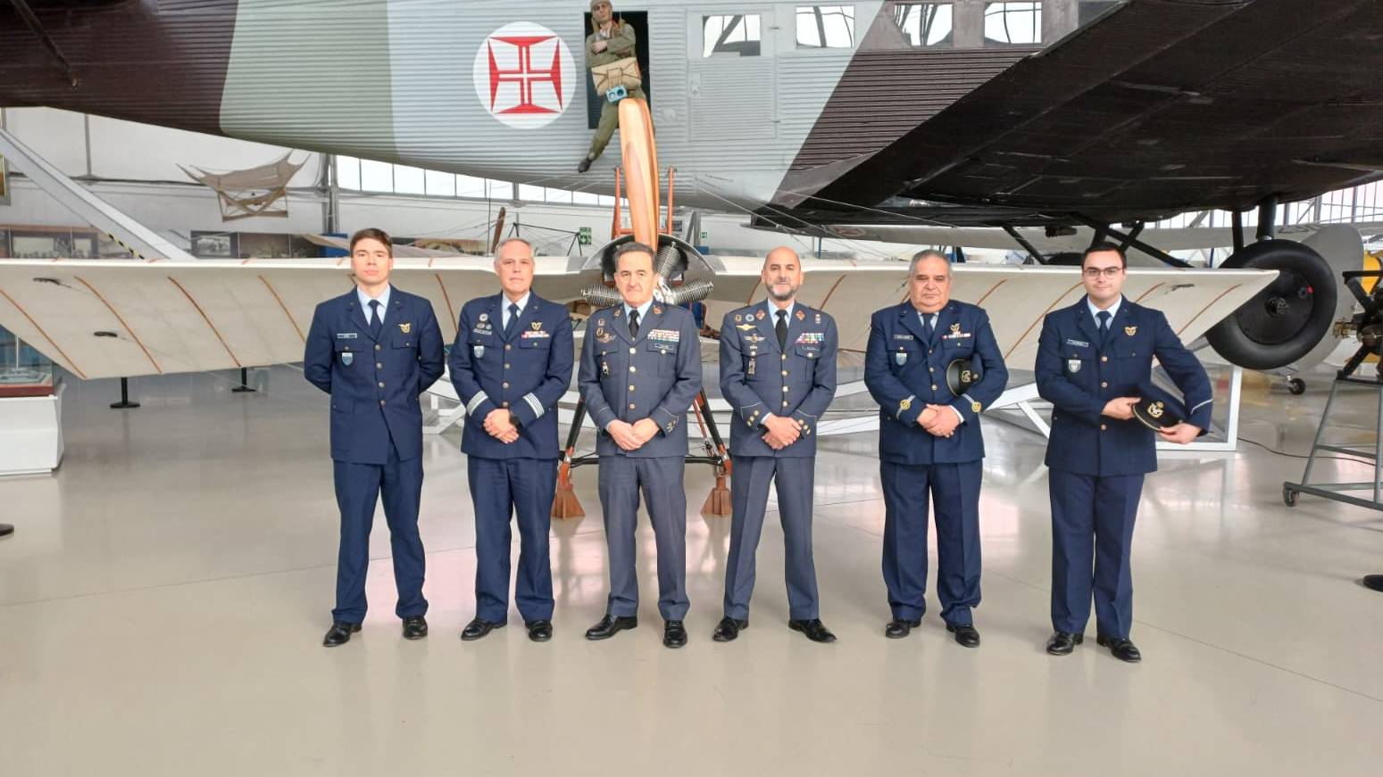 Museu do Ar recebe delegao espanhola