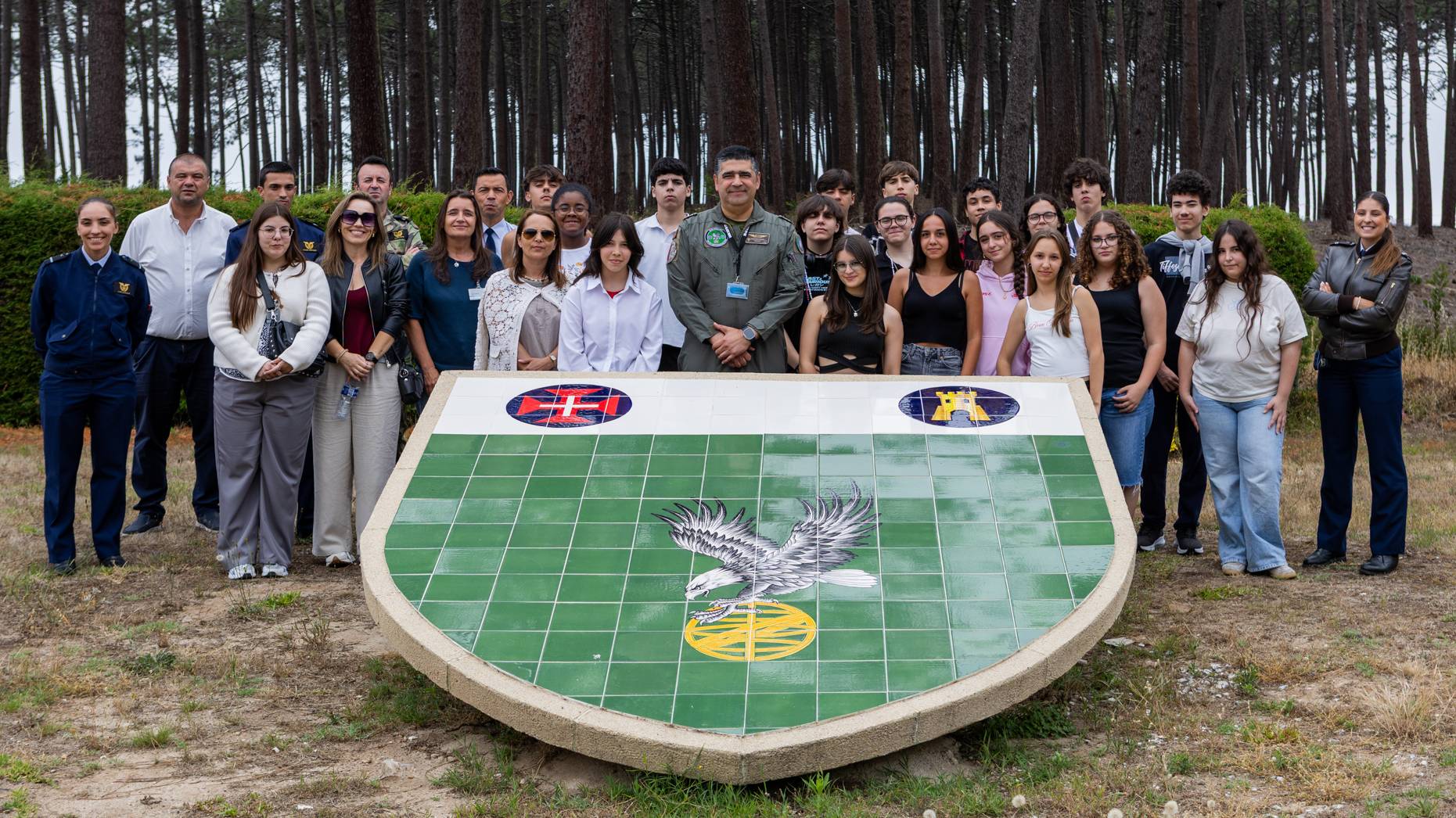 For�a A�rea recebe turma vencedora da iniciativa “Cidadania e For�as Armadas”