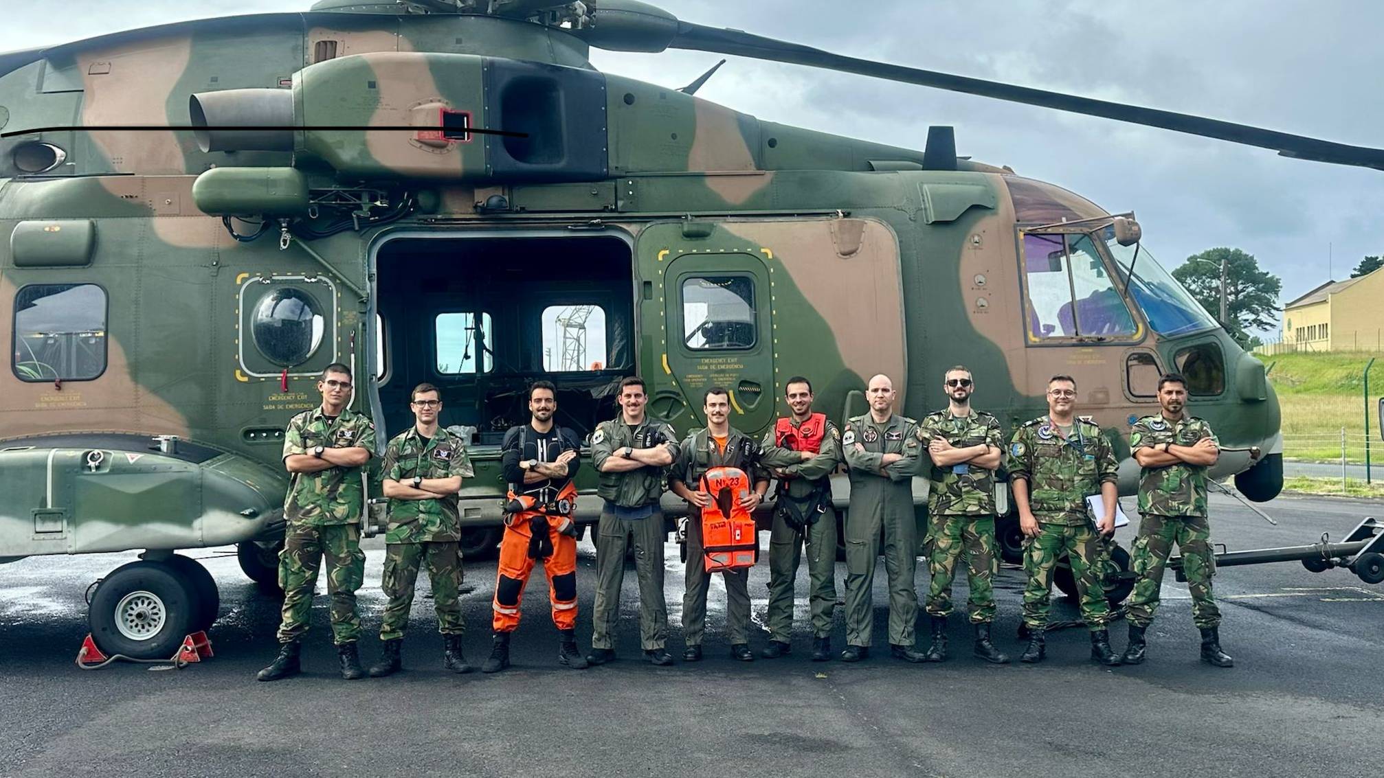 Militares da For�a A�rea realizam novo resgate